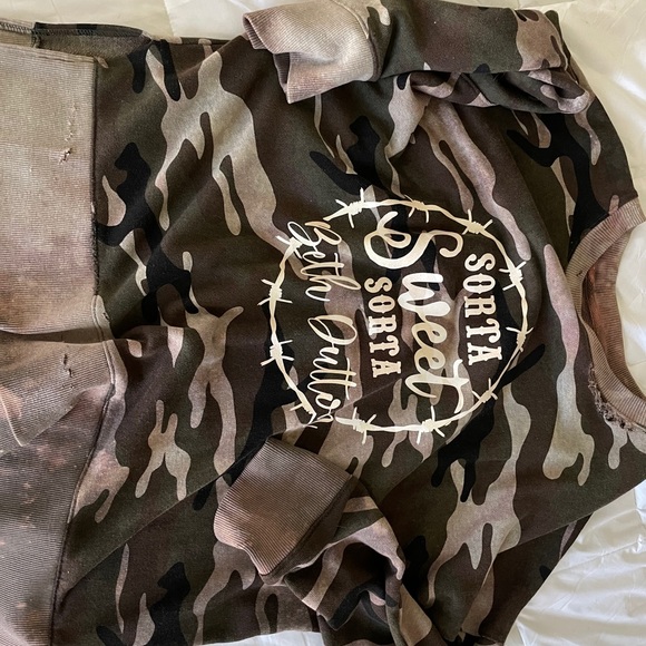 Women’s oversized sweatshirt - Picture 2 of 3